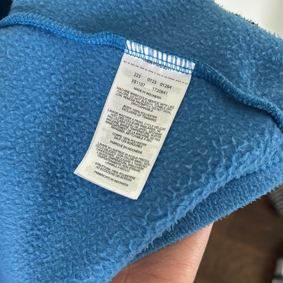 Columbia Blue and Navy Fleece Jacket - Picture 6 of 6